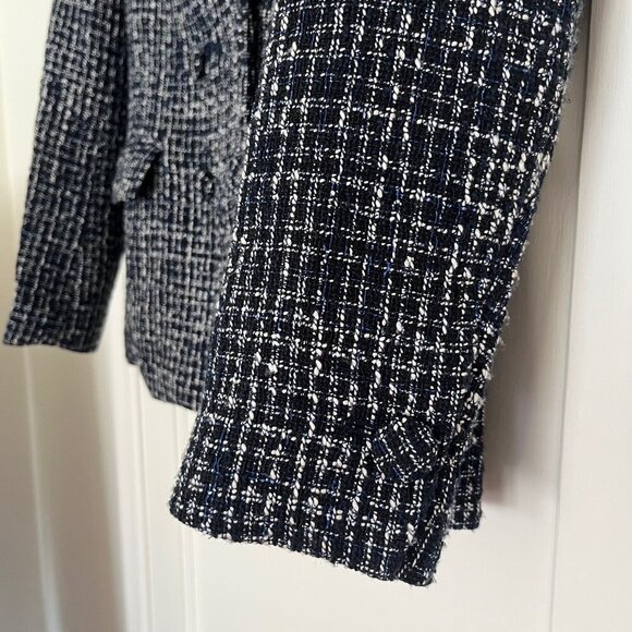 Aritzia Babaton Kilburn Blazer Jacket In Navy Tweed | Size 0 - Picture 4 of 8